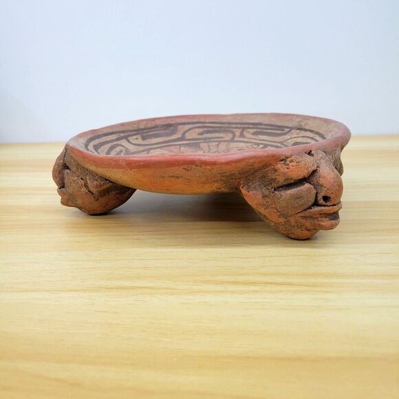 Mesoamerican-Style Terracotta Tripod Bowl – Face Motif – 8" - Picture 10 of 12